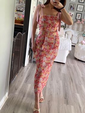 Lulu's Floral Textured Pencil Skirt set in Red, Yellow & Pink